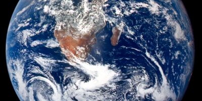 כדור הארץ כפי שנראה מהחלל – אפקט הפרספקטיבה